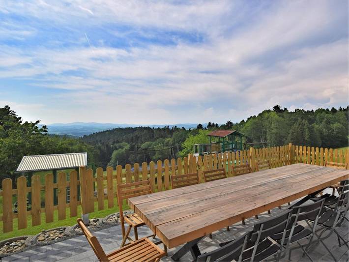 Ferienwohnung für 6 Personen, mit Balkon und Whirlpool sowie Garten und Sauna in Stocking