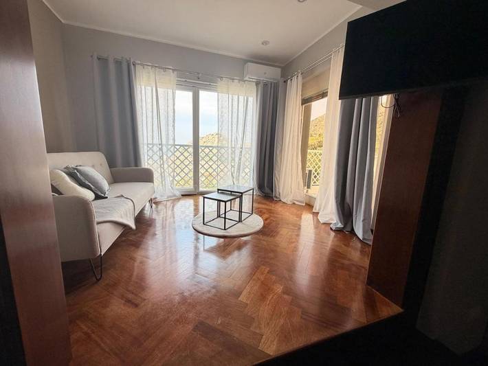 Chambre d’hôte pour 2 personnes, avec terrasse ainsi que jardin et vue