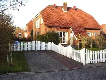Ferienhaus für 5 Personen, mit Terrasse und Garten, kinderfreundlich in Neßmersiel