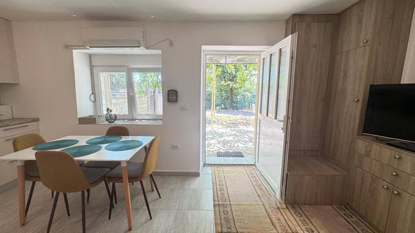 Appartement de vacances pour 3 personnes, avec Terrasse et Jardin