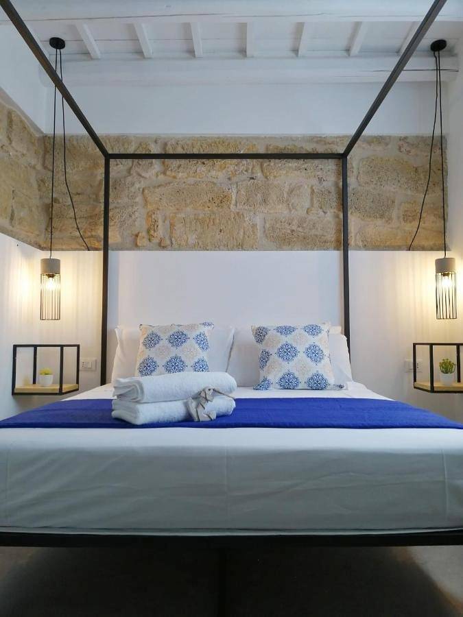 B&b per 2 persone, con terrazza in Terrasini