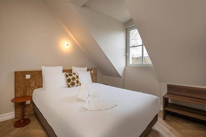 Location de vacances pour 11 personnes, avec jacuzzi ainsi que jardin et sauna à Montévrain - 3