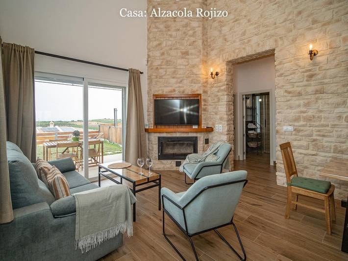 Casa rural para 10 personas, con piscina y terraza además de vistas al lago y jardín en Trebujena - 3