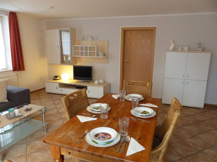 Ferienwohnung für 4 Personen, mit Balkon in Carolinensiel - 3
