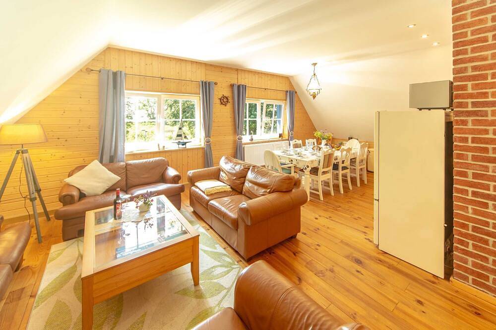 Apartamento entero, Apartamento Og - Apartamentos en casa de paja in Suhrendorf, Ummanz