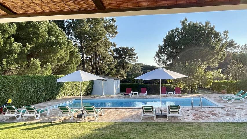 Villa para 14 pessoas, com jardim em Quarteira