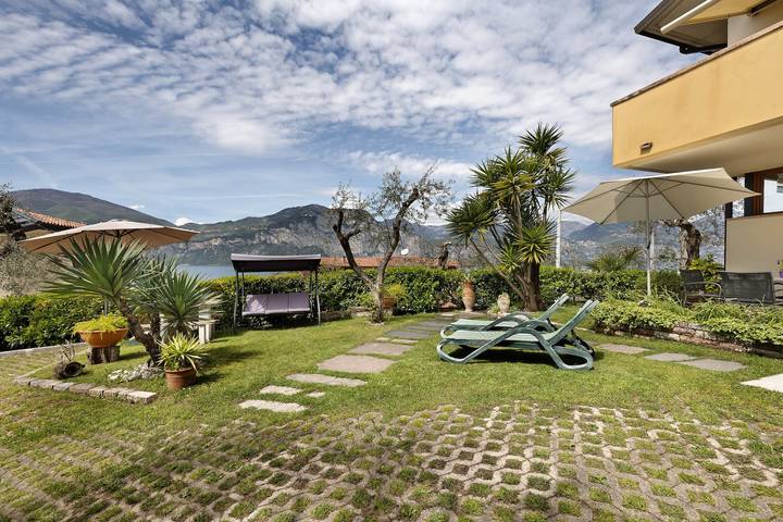 Ferienwohnung für 7 Personen, mit Garten und Seeblick in Brenzone - 3