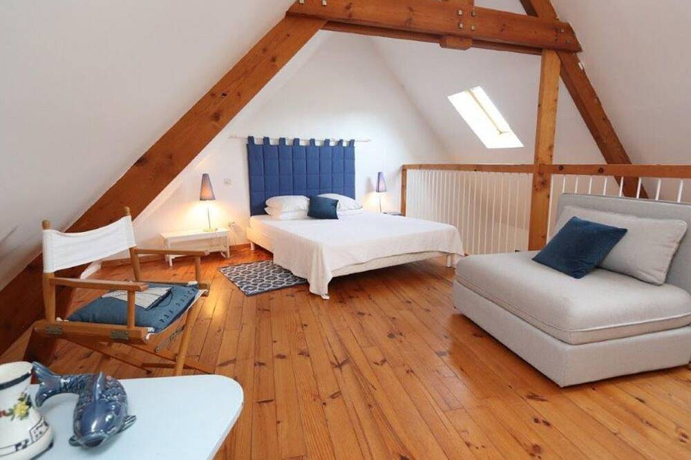 Historisches Haus in der Normandie, Nahe am Strand in Réville, Cherbourg und Umgebung