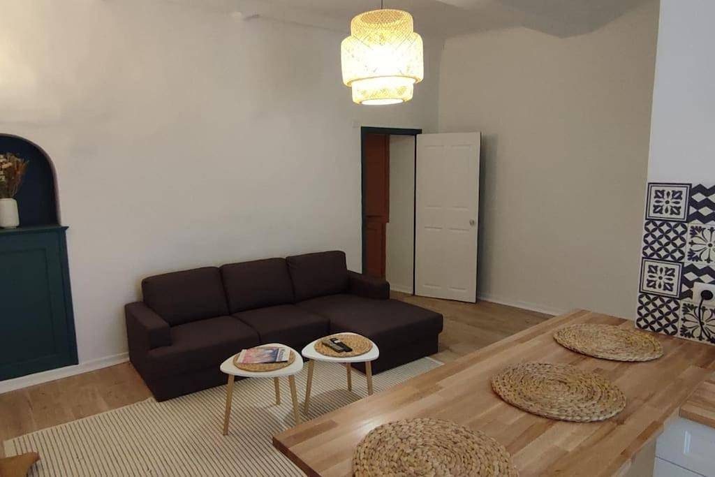 Appartement entier, Two-Bedroom Apartment in Grasse, Côte méditerranéenne (France)