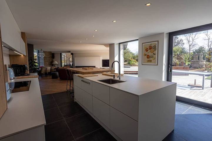 Location de vacances pour 10 personnes, avec jardin et vue sur l’océan dans Ploumanac'h - 2