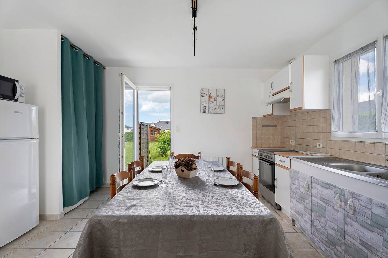 Maison de vacances 'Nouvelle Villa d'Émeraude' avec terrasse privée et jardin privé in Saint-Méloir-des-Ondes, Baie du Mont-Saint-Michel
