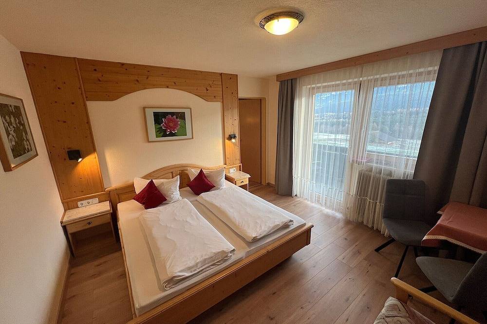Ganze Wohnung, Adlerhof am Sonnenplateau Ferienwohnung am Mieminger Plateau in Wildermieming, Innsbruck Land