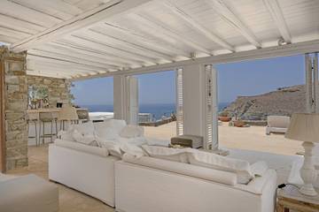 Holiday Rental for 22 People in Poseidonia, Syros, Photo 4