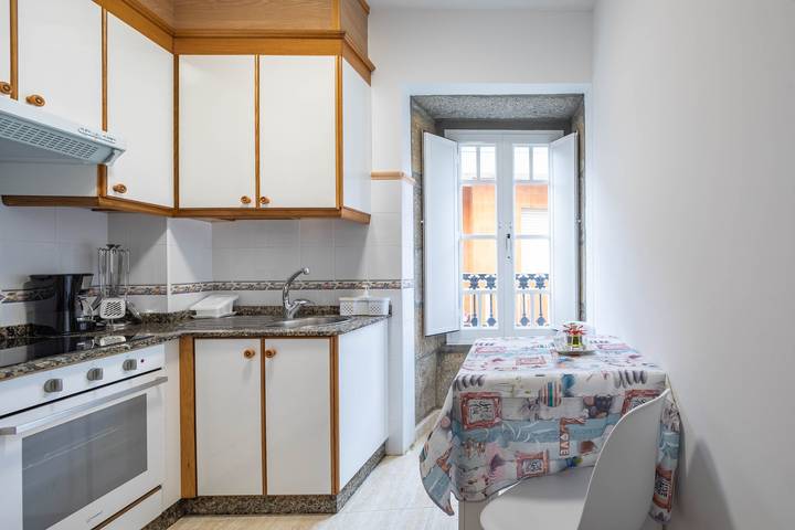 Ganze Wohnung, Ferienwohnung 'Valle Inclan' mit Balkon in Vilanova de Arousa, Rías Baixas