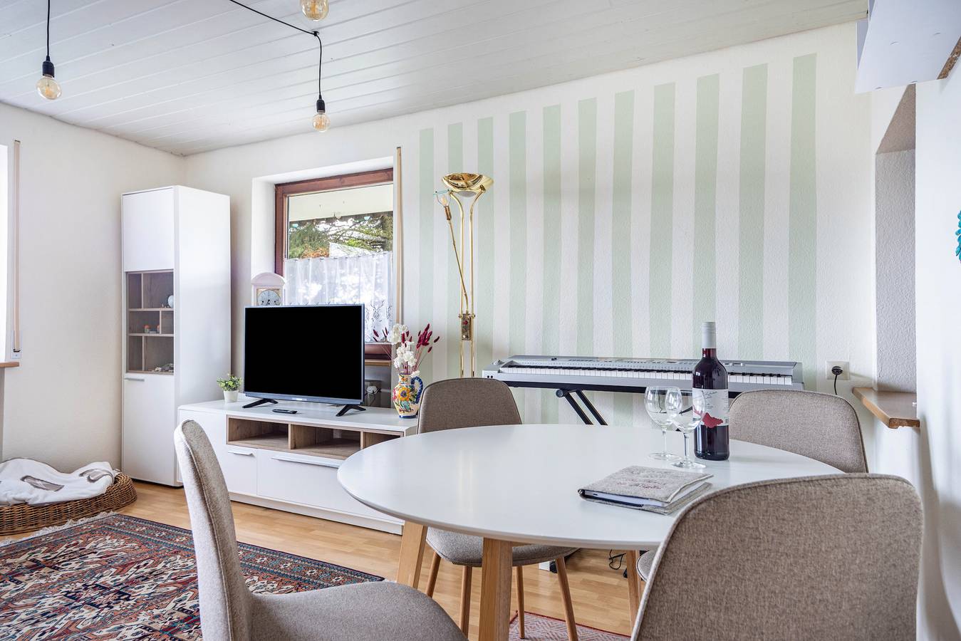 Ganze Wohnung, Ferienwohnung 'Jägerhaus Im Allgäu' mit privater Terrasse, privatem Garten und Wi-Fi in Heimenkirch, Bayerisch Schwaben