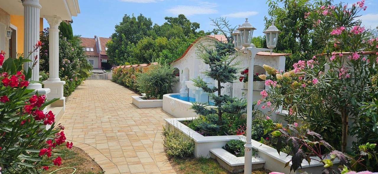 Paradise-Garden-Zamardi in Zamardi, Siófok und Umgebung