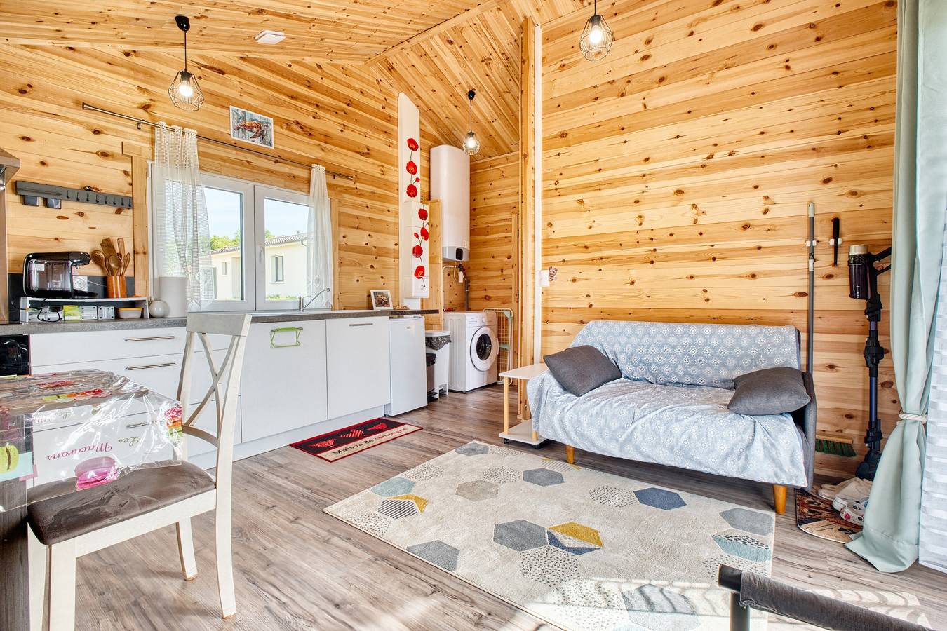 Évasion paisible en Dordogne – Chalet pour 4 personnes in Thénac, Périgord Pourpre
