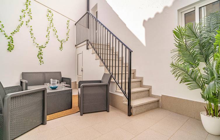 Appartement confortable avec piscine près d'El Gastor - 300m de la Pizzería Neiva in El Gastor, Pueblos Blancos