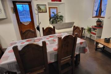 Gîte pour 6 personnes, avec jardin et balcon à Lavoûte-sur-Loire