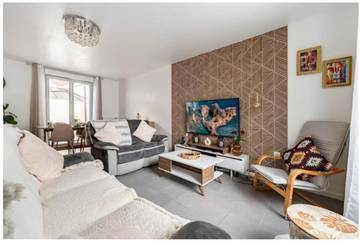 Gîte pour 6 personnes, avec vue et jardin à Villeneuve-le-Comte