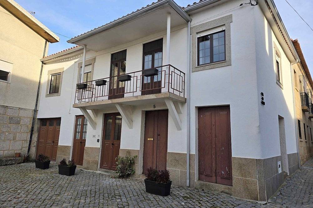 Ganze Wohnung, Countryside atmosphere in Sernancelhe in São João da Pesqueira, Douro-Tal