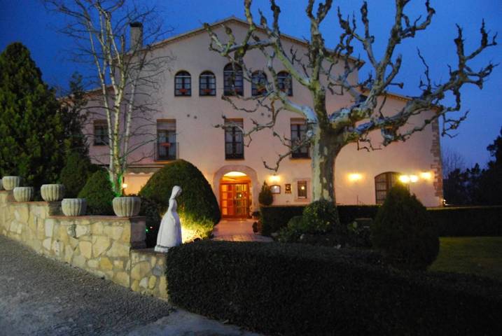 Hôtel pour 3 personnes, avec Balcon et Terrasse ainsi que Jardin et Vue