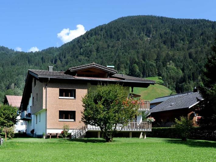 Ferienwohnung für 4 Personen, mit Balkon und Garten sowie Ausblick, kinderfreundlich in Schoppernau - 4