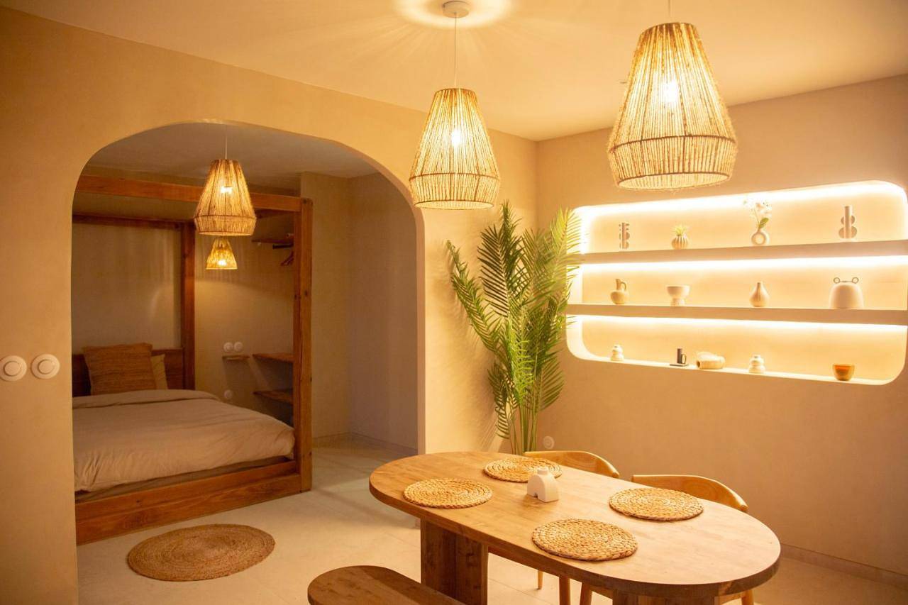 Bonica Spa, Exceptionnel, piscine intérieure, spa, sauna et Parking privé in Sallaumines, Région de Lens