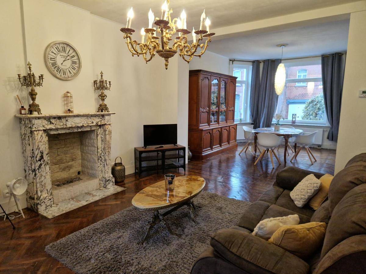 Two-Bedroom House in Frameries, Hainaut