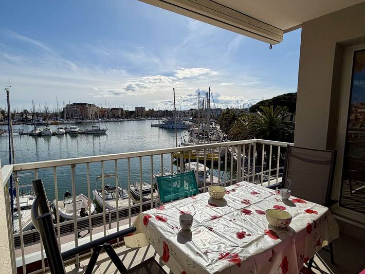 Gîte pour 4 personnes, avec terrasse dans Port de Gruissan - 2