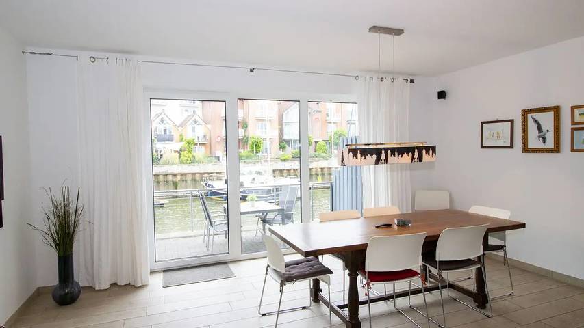Ferienhaus für 6 Personen, mit Sauna und Balkon in Cuxhaven