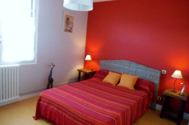 Location de vacances pour 8 personnes, avec jardin à Rioux - 4