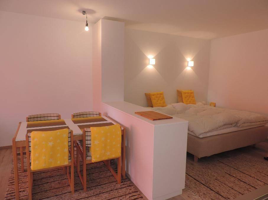 Appartement entier, Appartement de vacances pour 3 personnes avec balcon in Vaz/Obervaz, Chaîne de Plessur