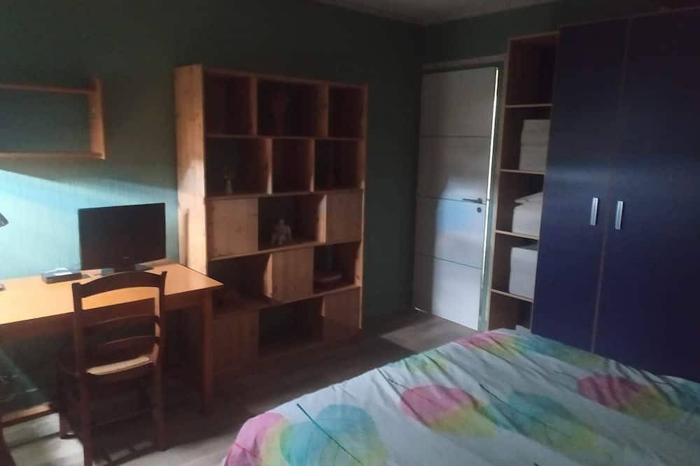 Summer and winter vacation home rentals in Saint-Vincent-de-Mercuze, Isère