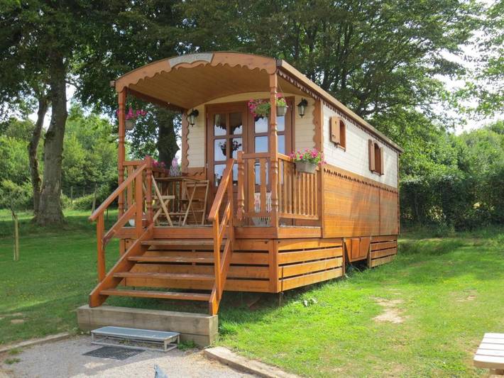 Maison de campagne pour 4 personnes, avec jardin et vue à Bourthes - 2