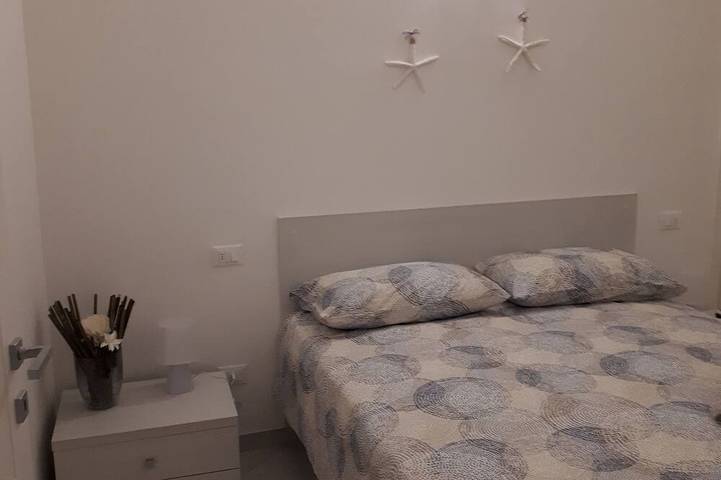 Ganze Wohnung, Casa da Bianca neue Wohnung 50 Meter vom Meer entfernt in Bagni Atlantic, Finale Ligure Gemeinde