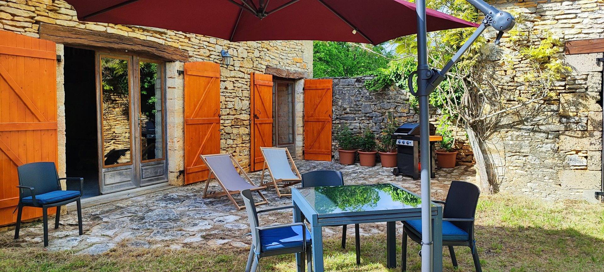 Gîte La Circe, séjour à la campagne, en Périgord noir in La Cassagne, Périgord Noir
