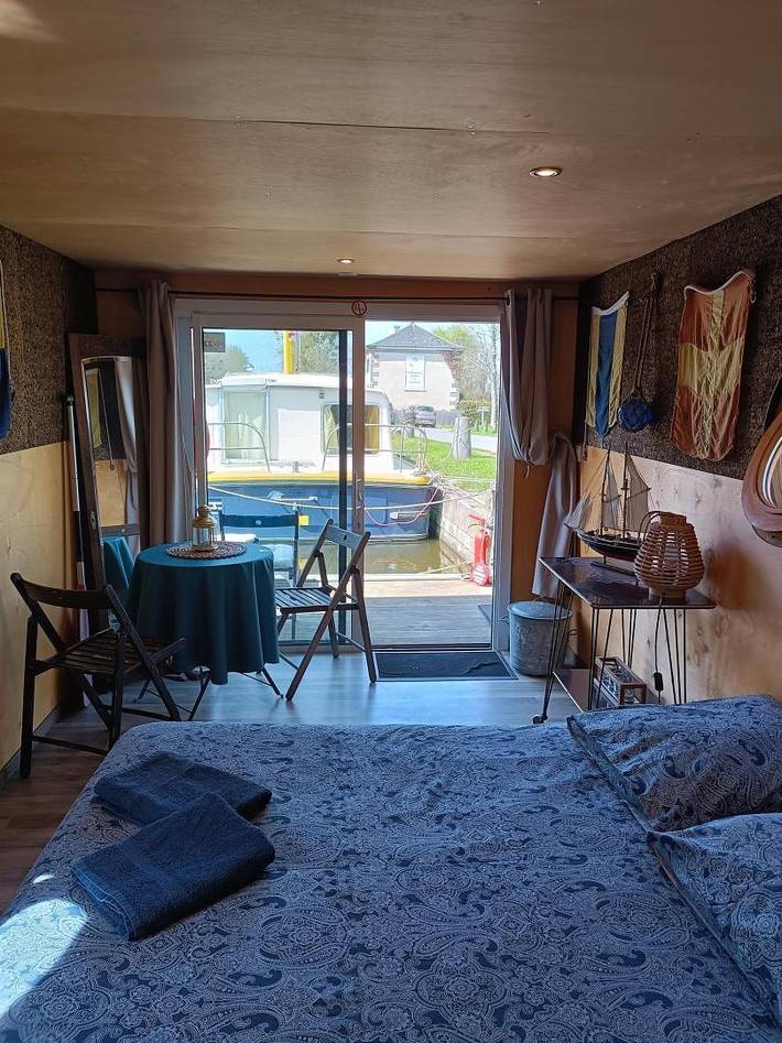 Location de vacances pour 2 personnes, avec terrasse à Hédé-Bazouges - 4