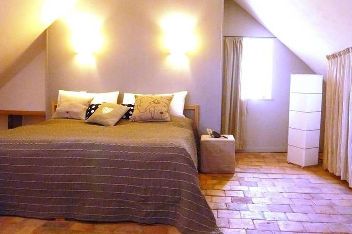 Location de vacances pour 4 personnes, avec jardin ainsi que sauna et jacuzzi, animaux acceptés à Saint-Léger-sous-Beuvray - 3