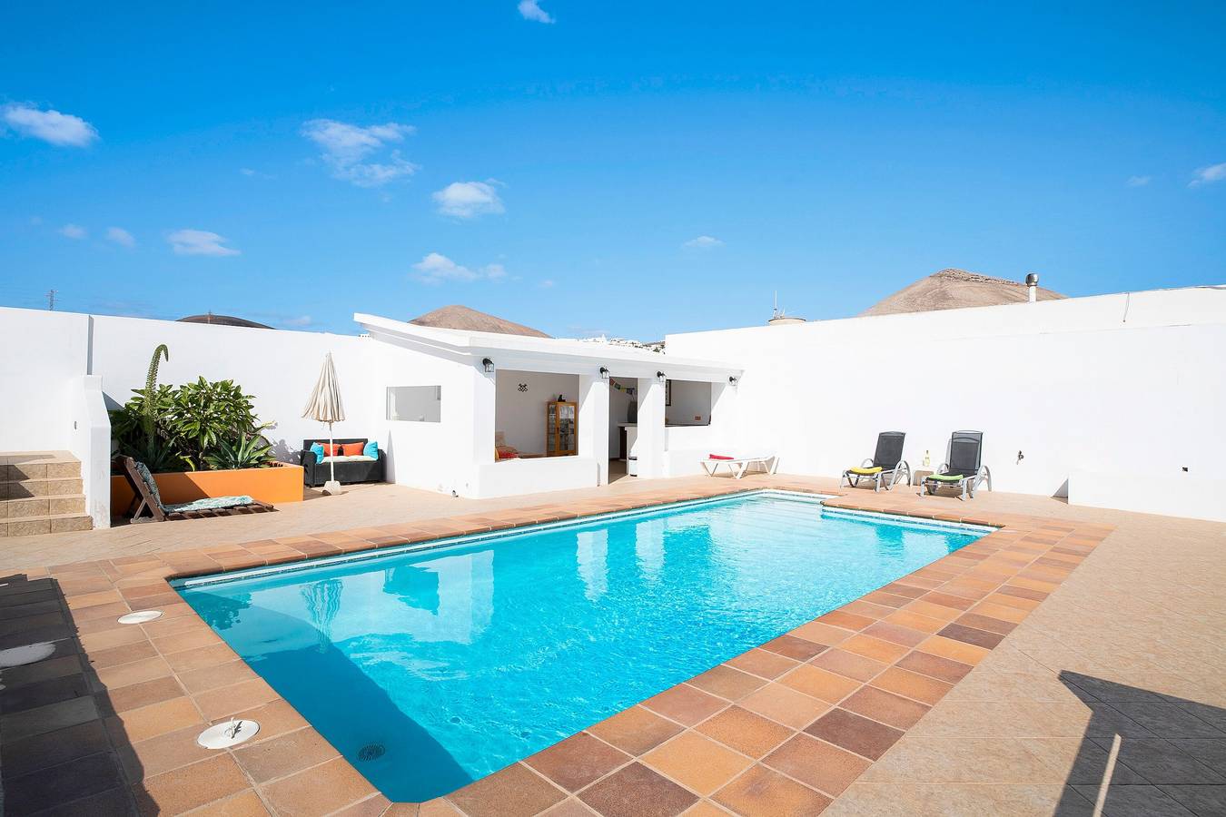 Ferienhaus "Casa Ocean" mit Meerblick, Gemeinschaftspool und Wlan in Tías, Lanzarote