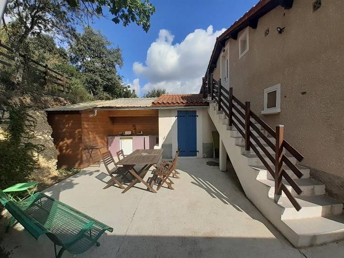 Gîte pour 5 personnes, avec vue et jardin à Allemagne-en-Provence - 2