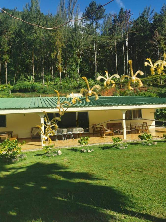 Casa de vacaciones para 10 personas, con vistas además de jardín y terraza - 1