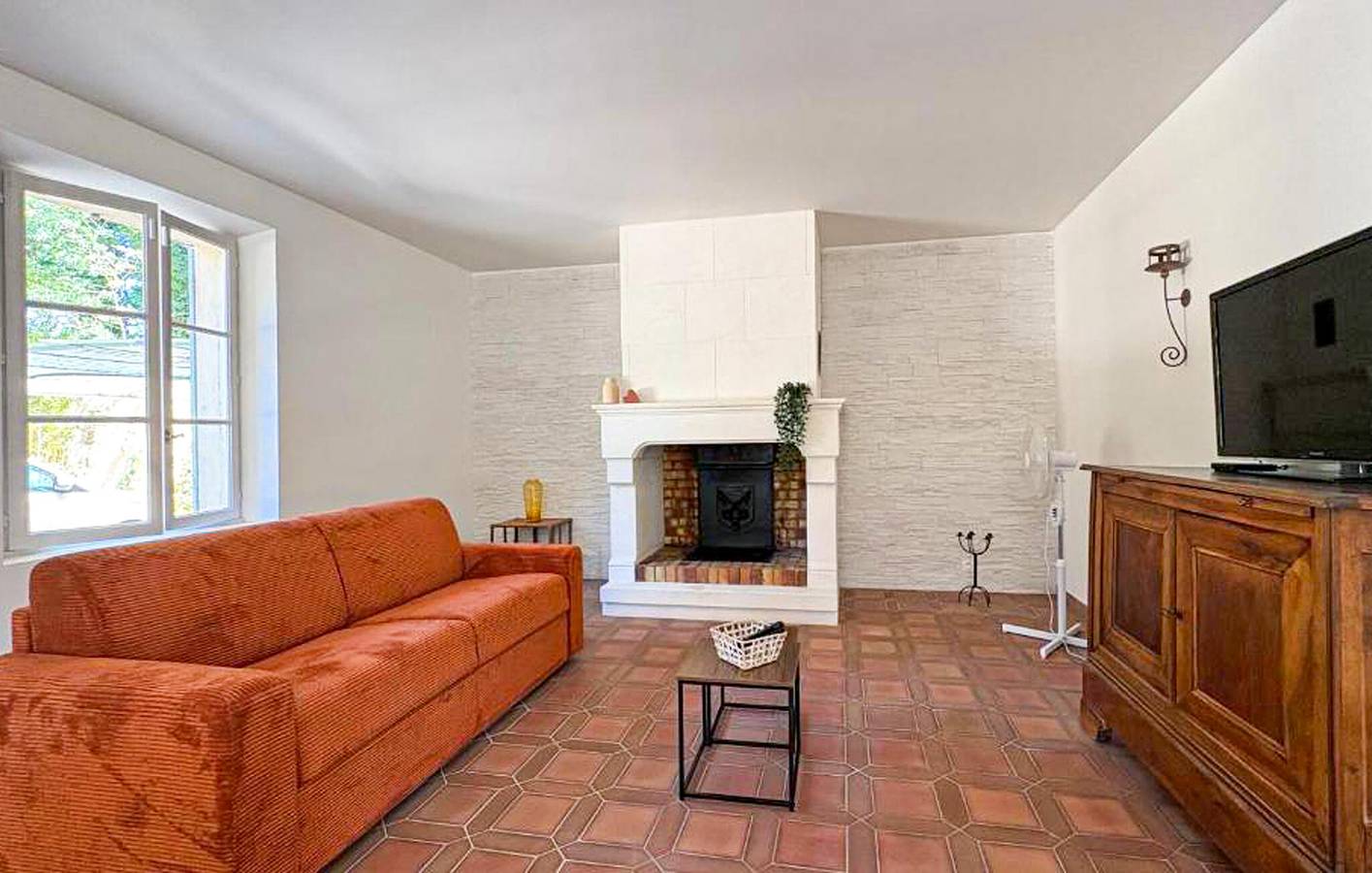 Appartement confortable avec piscine et parking, à 1,5 km des Angles in Les Angles (Gard), Région de Nîmes