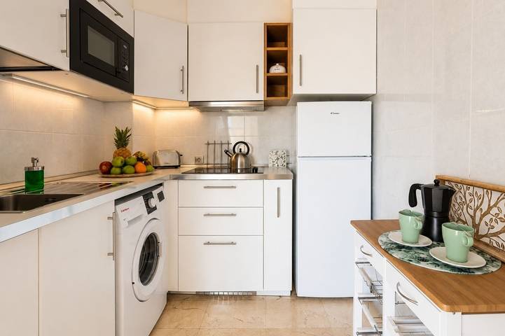 Appartement entier, GuestReady - Bright Stay with Balcony in Caleta de Fuste, Antigua