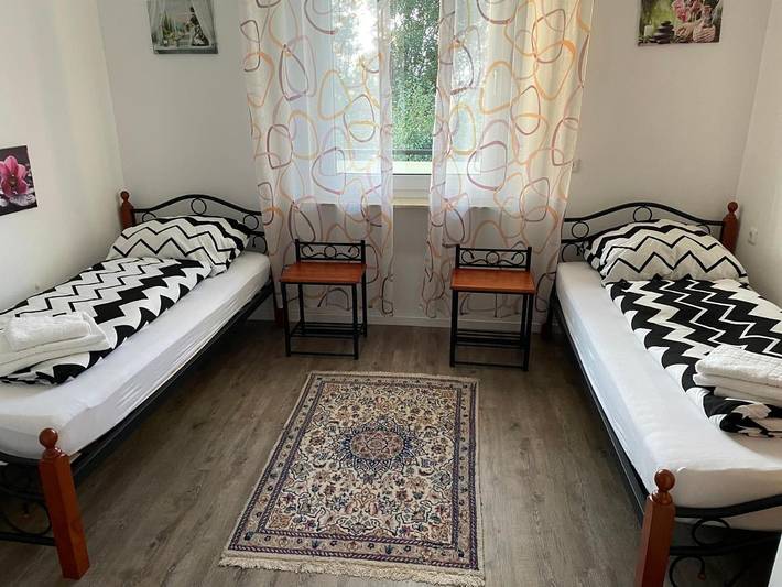 Ferienwohnung für 5 Personen, mit Balkon und Terrasse sowie Garten und Ausblick in Vlotho - 4
