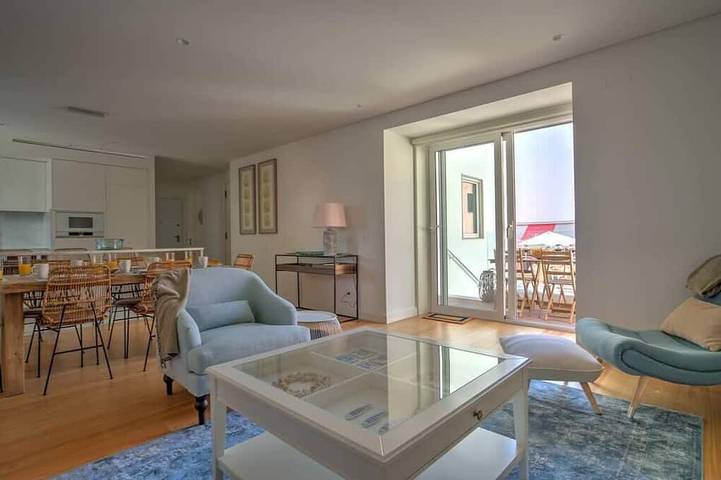 Vacation rental for 4 people, with yard in Estoril
