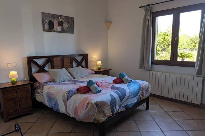 Mallorcan house with pool, garden, barbecue and WIFI near the beach in Manacor, Mallorca Osten