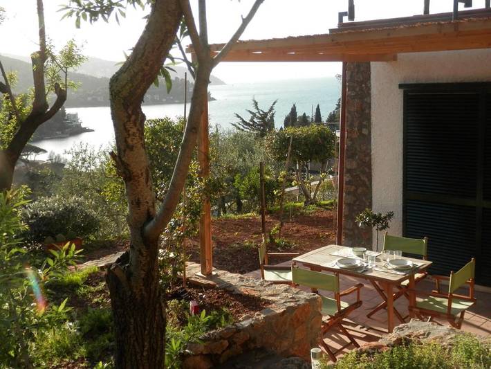 Casa vacanza per 4 persone, con panorama e giardino - 1