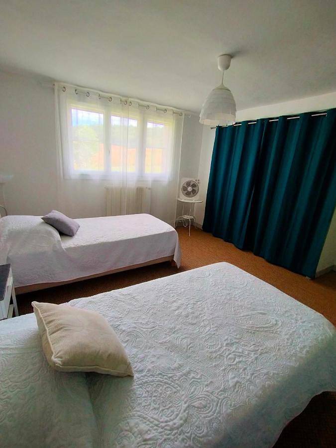 Gîte pour 5 personnes, avec piscine ainsi que vue et jardin à Tournon-d'Agenais - 4