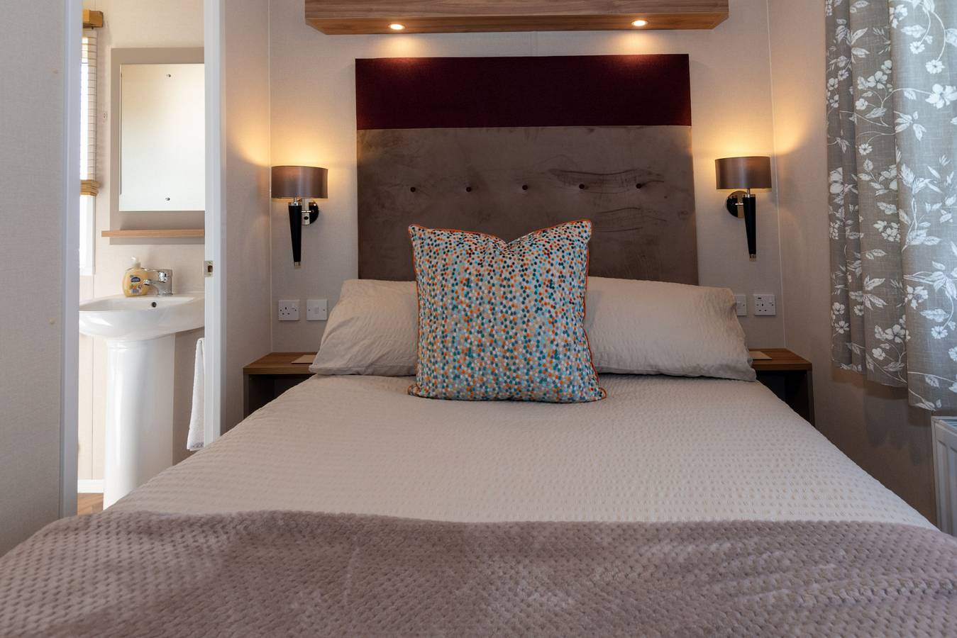 Lodge No 7 | St Andrews Lodge Park in Fife region